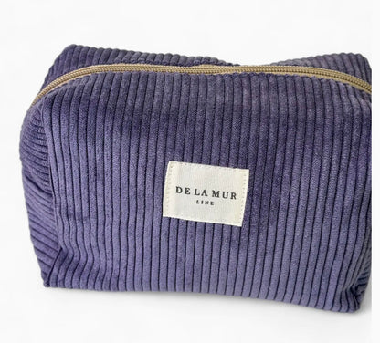 Aubergine. Medium Toiletry Bag from De La Mur